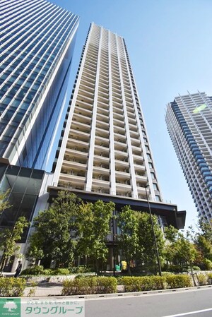 目黒第一マンションズの物件外観写真